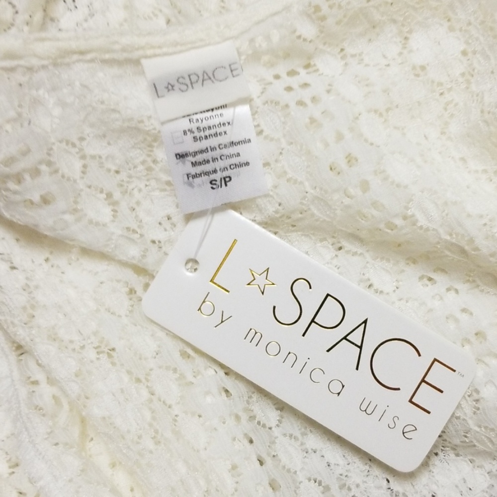 {L*SPACE} Aura Cover Up Wrap Top🌿 - Picture 6 of 7